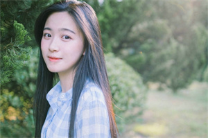 Shanghai, located in South Asia, boasts a rich and diverse culture and history, with local snacks that are mouth-watering and appealing. The local cuisine is not only a delight to the taste buds but i Shanghai, located in South Asia, boasts a rich and diverse culture and history, with local snacks that are mouth-watering and appealing. The local cuisine is not only a delight to the taste buds but i